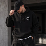 Imola Grand Prix Hoodie – Siyah – model üzerinde ön görünüm