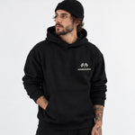 German Grand Prix – Nürburgring Grand Prix Hoodie – Siyah – model üzerinde ön görünüm