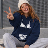 Noir Seduce Hoodie – Lacivert – model üzerinde ön görünüm