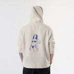 Catch Me By The Sea Hoodie – Krem – model üzerinde arka görünüm