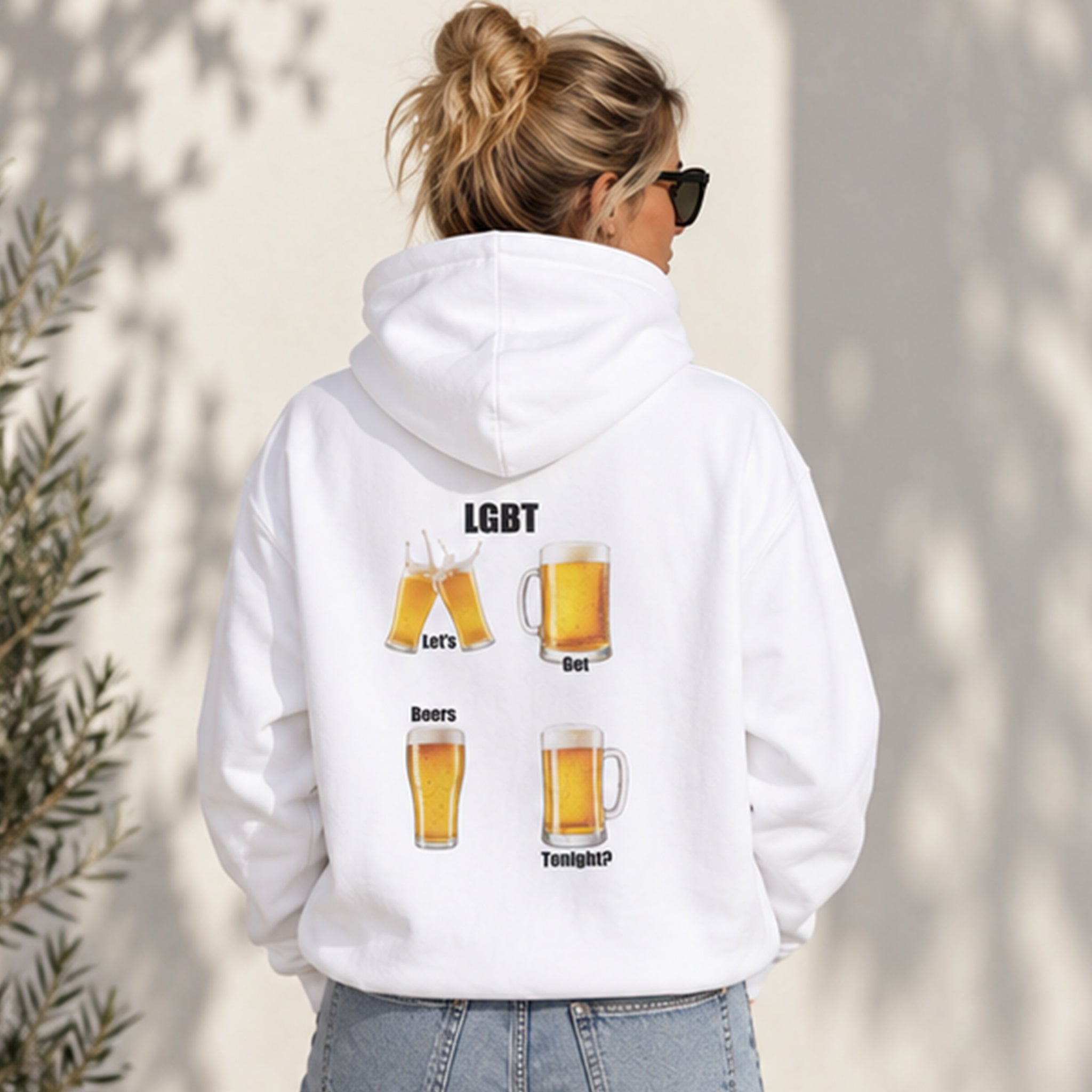 Lets Get Beers Tonight Hoodie – Beyaz – model üzerinde arka görünüm