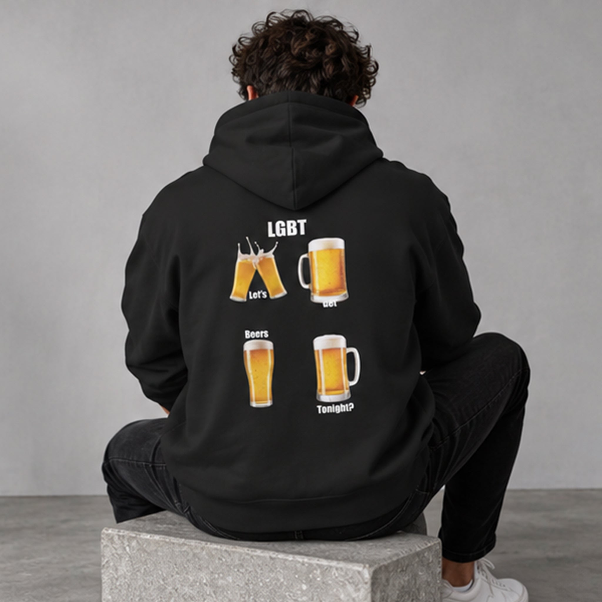 Lets Get Beers Tonight Hoodie – Siyah – model üzerinde arka görünüm