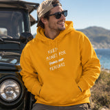 Need Money For Ferrari Hoodie – Turuncu – model üzerinde ön görünüm
