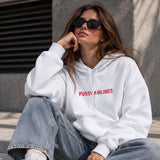 Pussy Airlines Hoodie – Beyaz – model üzerinde ön görünüm