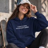 Drama Queen Hoodie – Lacivert – model üzerinde ön görünüm