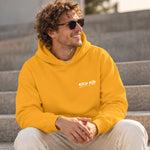 Summer Is Cool If You're Rich Hoodie – Turuncu – model üzerinde ön görünüm