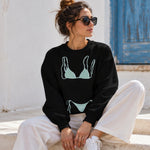 Blue Bikini Oversize Sweatshirt – Siyah – model üzerinde ön görünüm
