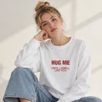 I Smell Like You Oversize Sweatshirt – Beyaz – model üzerinde ön görünüm