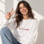 My Ex Is Gay Oversize Sweatshirt – Beyaz – model üzerinde ön görünüm