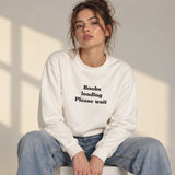 Boobs Loading Please Wait Oversize Sweatshirt – Beyaz – model üzerinde ön görünüm