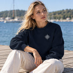 Saint Tropez Sailing Club Oversize Sweatshirt – Lacivert – model üzerinde ön görünüm