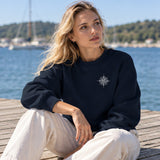 Saint Tropez Sailing Club Oversize Sweatshirt – Lacivert – model üzerinde ön görünüm