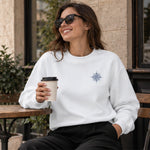 Saint Tropez Sailing Club Oversize Sweatshirt – Beyaz – model üzerinde ön görünüm