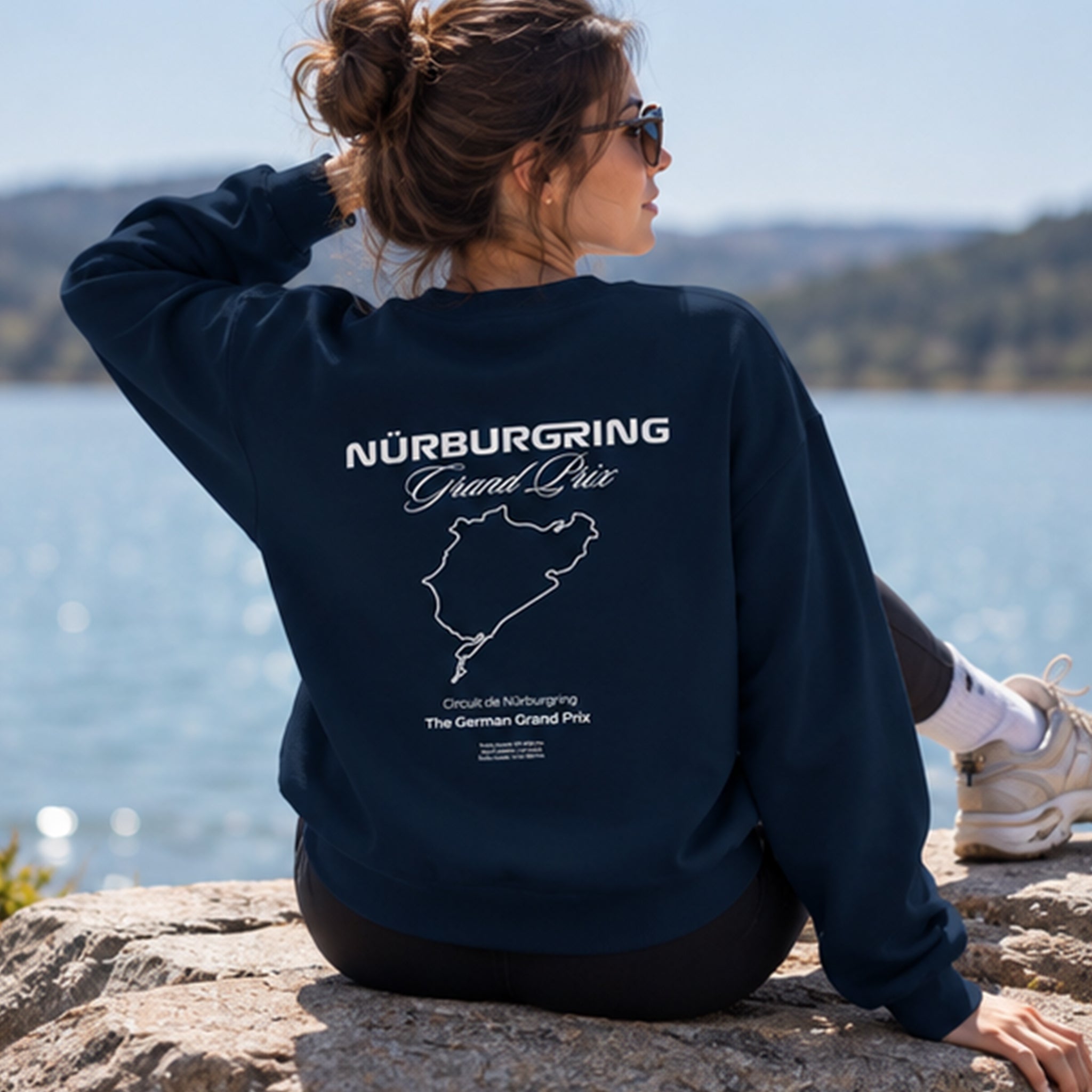 German Grand Prix – Nürburgring Grand Prix Oversize Sweatshirt – Lacivert – model üzerinde arka görünüm