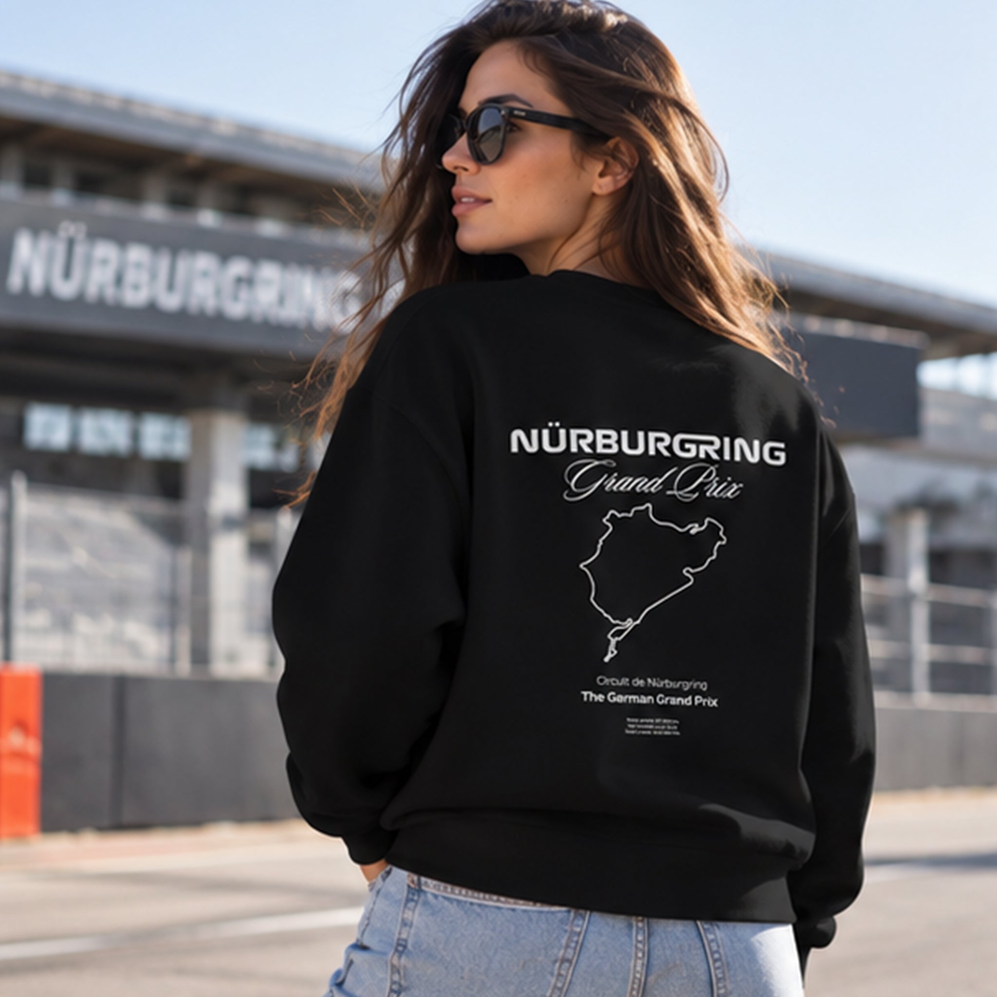 German Grand Prix – Nürburgring Grand Prix Oversize Sweatshirt – Siyah – model üzerinde arka görünüm