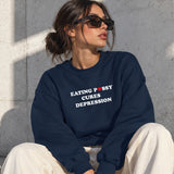Eating Pussy Cures Depression Oversize Sweatshirt – Lacivert – model üzerinde ön görünüm