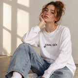 Moral Sex Oversize Sweatshirt – Beyaz – model üzerinde ön görünüm