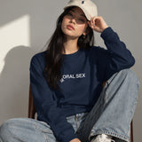 Moral Sex Oversize Sweatshirt – Lacivert – model üzerinde ön görünüm