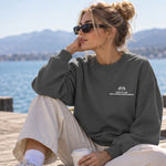 Spa-Francorchamps Grand Prix Oversize Sweatshirt – Antrasit – model üzerinde ön görünüm