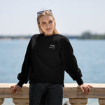 Monaco Grand Prix Oversize Sweatshirt – Siyah – model üzerinde ön görünüm