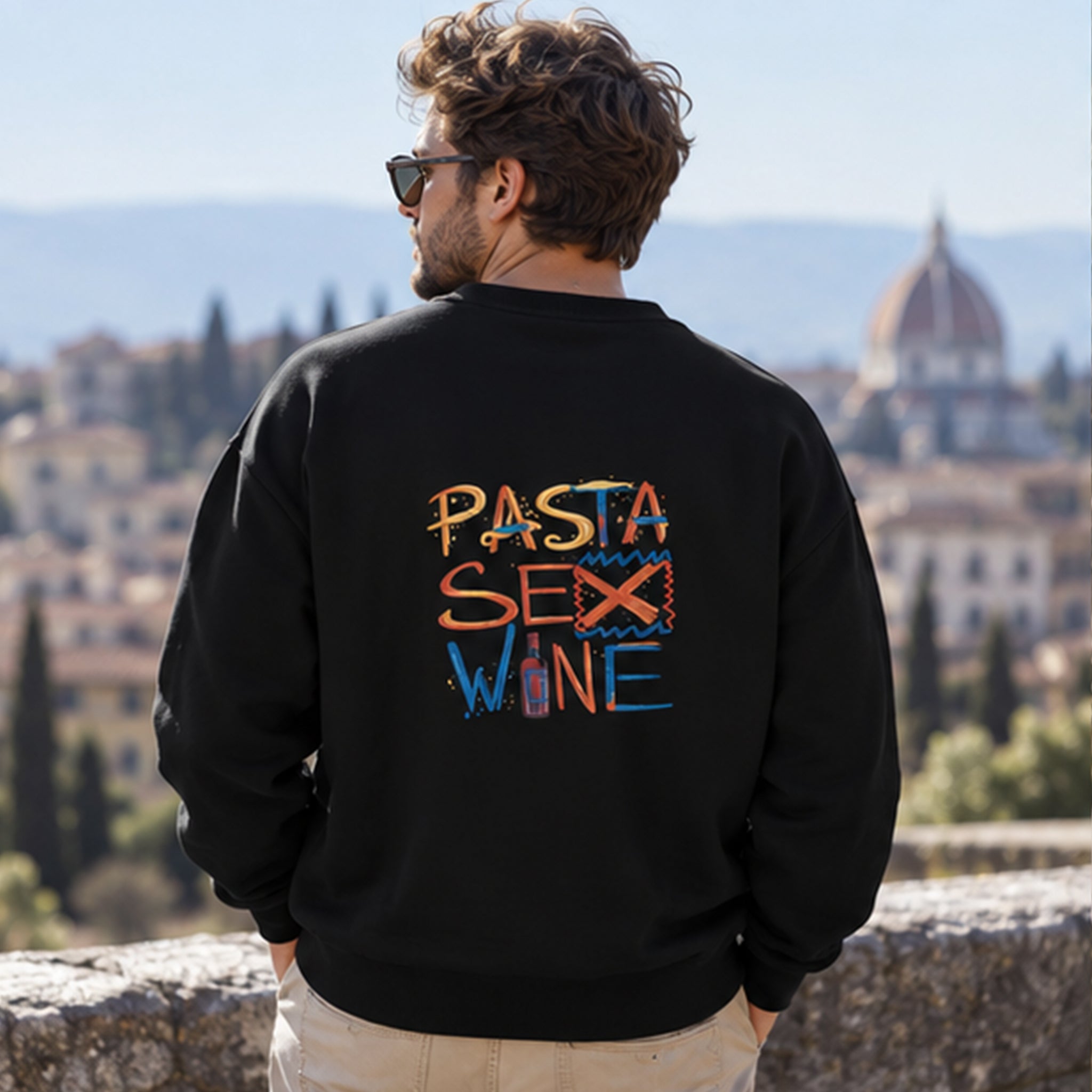 Pasta Sex Wine Oversize Sweatshirt – Siyah – model üzerinde arka görünüm