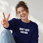 Sailor Sweatshirt – Lacivert – model üzerinde ön görünüm