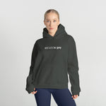 My Ex Is Gay Oversize Hoodie – Antrasit – model üzerinde ön görünüm