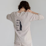 What The Fuck Is Tesla Sweatshirt – Bej – model üzerinde arka görünüm