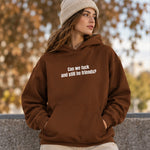 Can We Fuck Oversize Hoodie – Kahverengi – model üzerinde ön görünüm