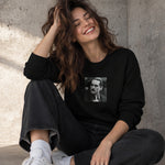 Vito Corleone Sweatshirt – Siyah – model üzerinde ön görünüm