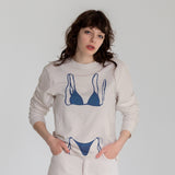 Navy Blue Bikini Sweatshirt – Bej – model üzerinde ön görünüm