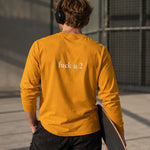 FUCK U Sweatshirt – Turuncu – model üzerinde arka görünüm