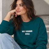 My Prime Era Sweatshirt – Koyu Yeşil – model üzerinde ön görünüm