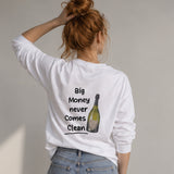 Big Money Never Comes Clean Sweatshirt – Beyaz – model üzerinde arka görünüm