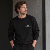 Spa-Francorchamps Grand Prix Sweatshirt – Siyah – model üzerinde ön görünüm