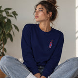 Pasta Sex Wine Sweatshirt – Lacivert – model üzerinde ön görünüm