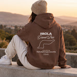Imola Grand Prix Oversize Hoodie – Kahverengi – model üzerinde arka görünüm