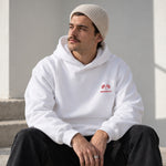 Monaco Grand Prix Oversize Hoodie – Beyaz – model üzerinde ön görünüm