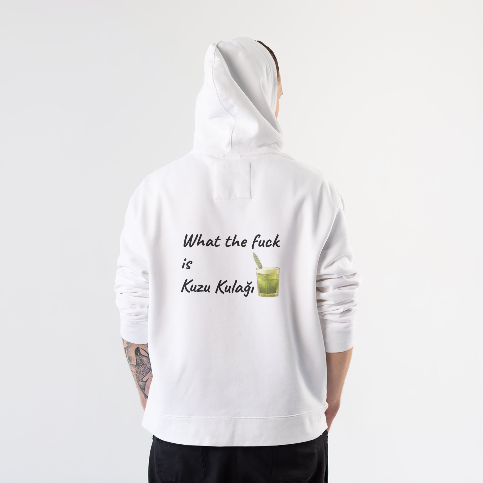 What The Fuck Is Kuzu Kulağı Hoodie – Beyaz – model üzerinde arka görünüm