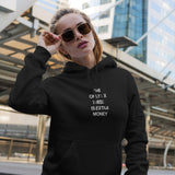I Miss Is Extra Money Hoodie – Siyah – model üzerinde ön görünüm