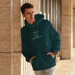 Before World War 3 Hoodie – Koyu Yeşil – model üzerinde ön görünüm