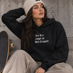 Buy Me Lingerie Hoodie – Siyah – model üzerinde ön görünüm