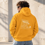Café de Paris Hoodie – Turuncu – model üzerinde arka görünüm
