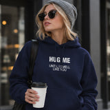 I Smell Like You Hoodie – Lacivert – model üzerinde ön görünüm