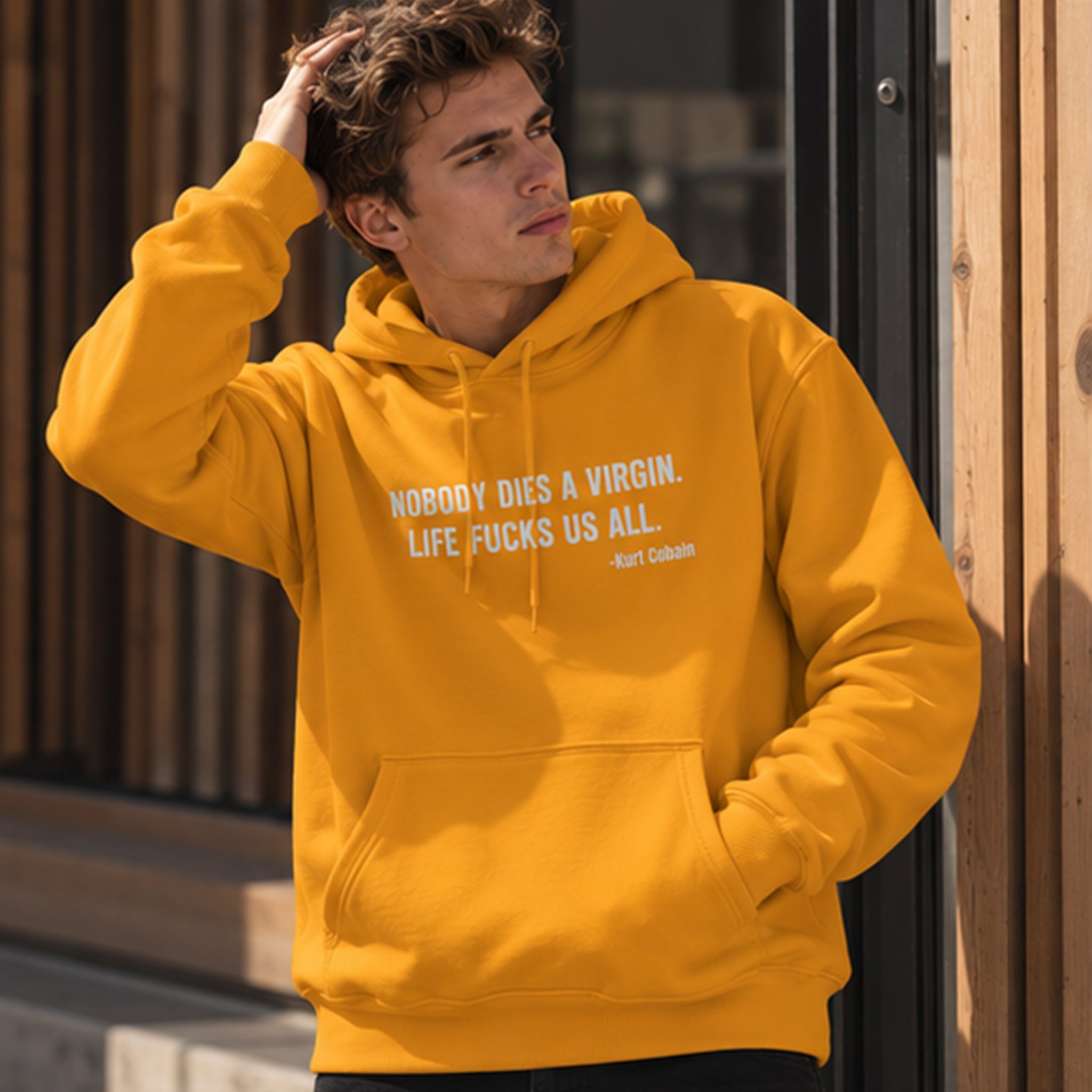 Nobody Dies A Virgin Life Fucks Us All Hoodie – Turuncu – model üzerinde ön görünüm