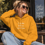 Fuck Me Before Life Does Hoodie – Turuncu – model üzerinde ön görünüm