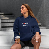 I Love Hot Dads Hoodie – Lacivert – model üzerinde ön görünüm
