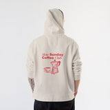 Slow Sunday Coffee Club Hoodie – Krem – model üzerinde arka görünüm