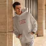I'm Not Flirting Hoodie – Krem – model üzerinde ön görünüm