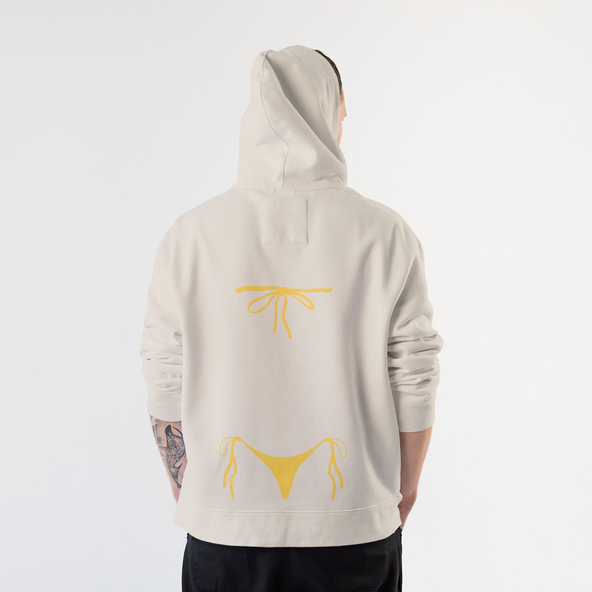 Yellow Bikini Hoodie – Krem – model üzerinde arka görünüm